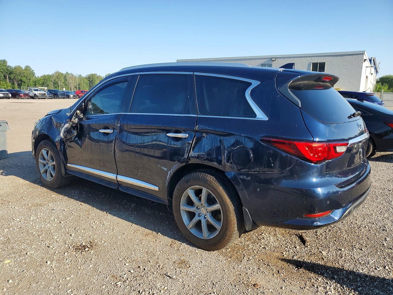 2019 INFINITI QX60 LUXE — снимка 2