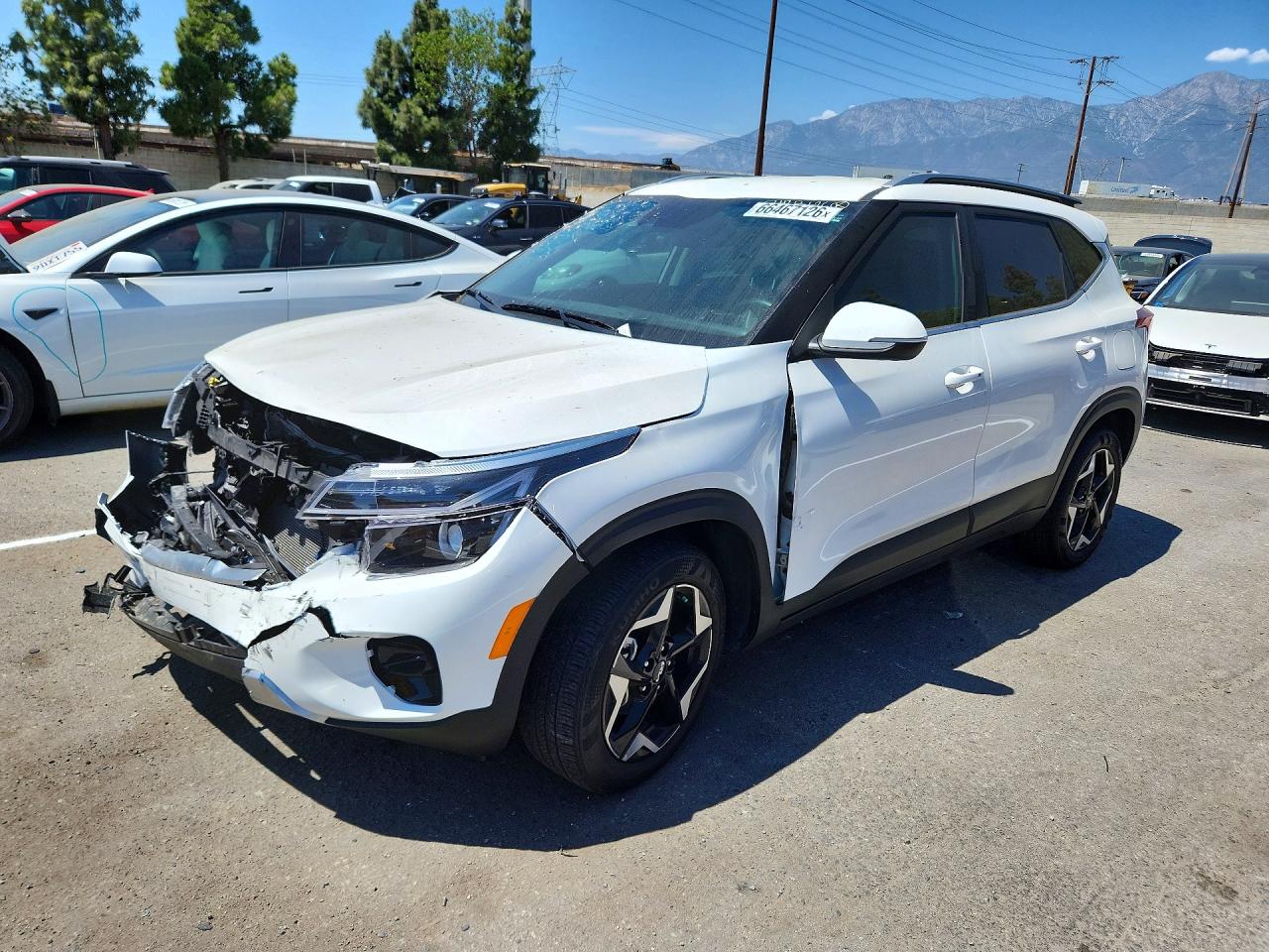 2024 KIA SELTOS EX