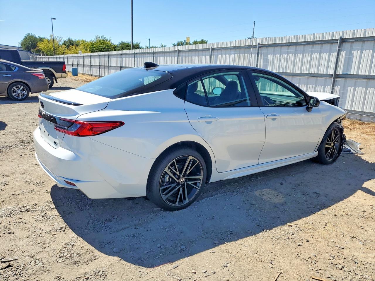 2026 TOYOTA CAMRY XSE — снимка 3