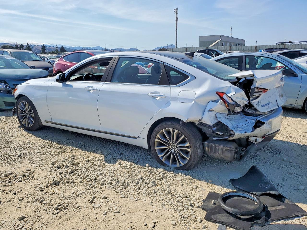 2015 HYUNDAI GENESIS 3.8L — снимка 2
