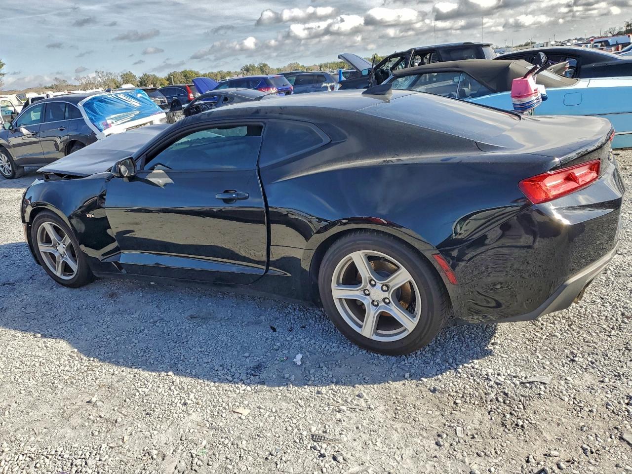 2017 CHEVROLET CAMARO LT — снимка 2