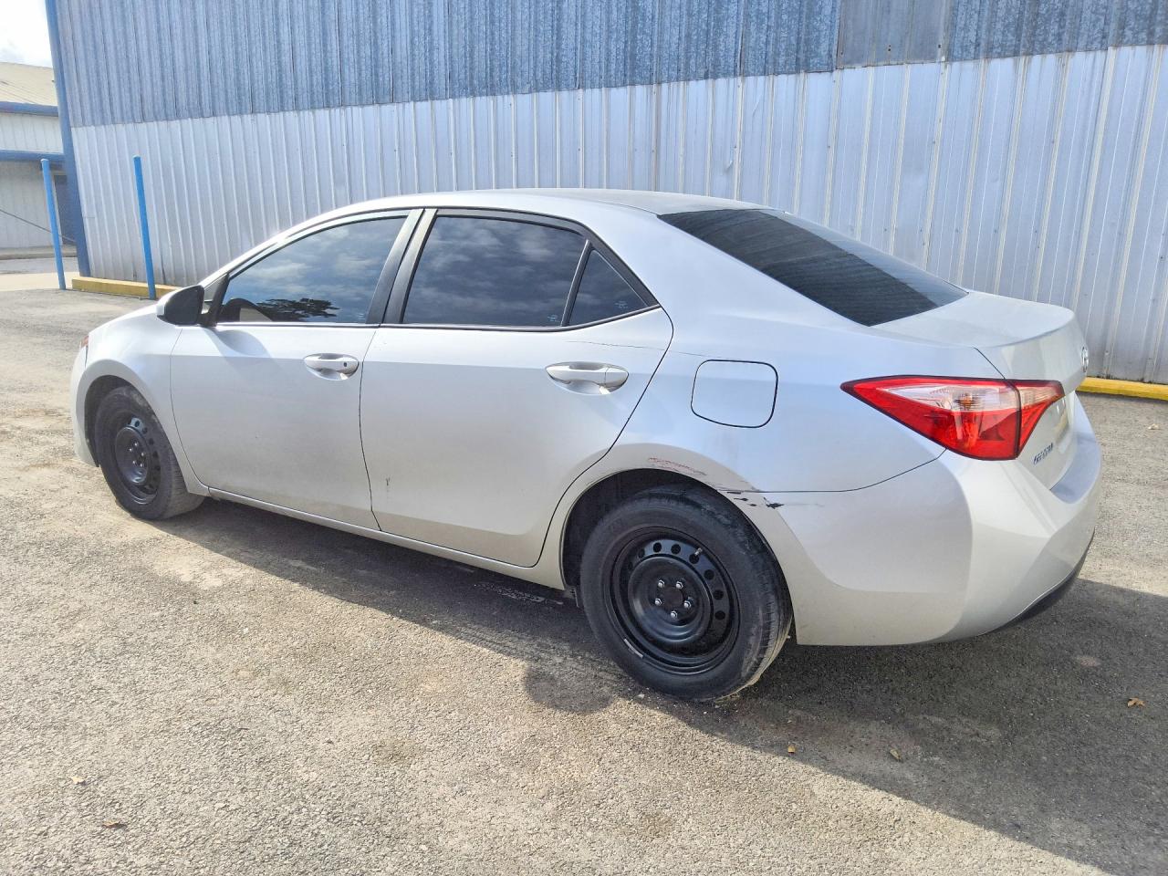 2019 TOYOTA COROLLA LE — снимка 2