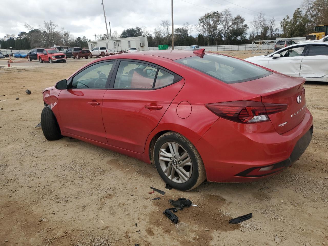 2020 HYUNDAI ELANTRA SEL — снимка 2