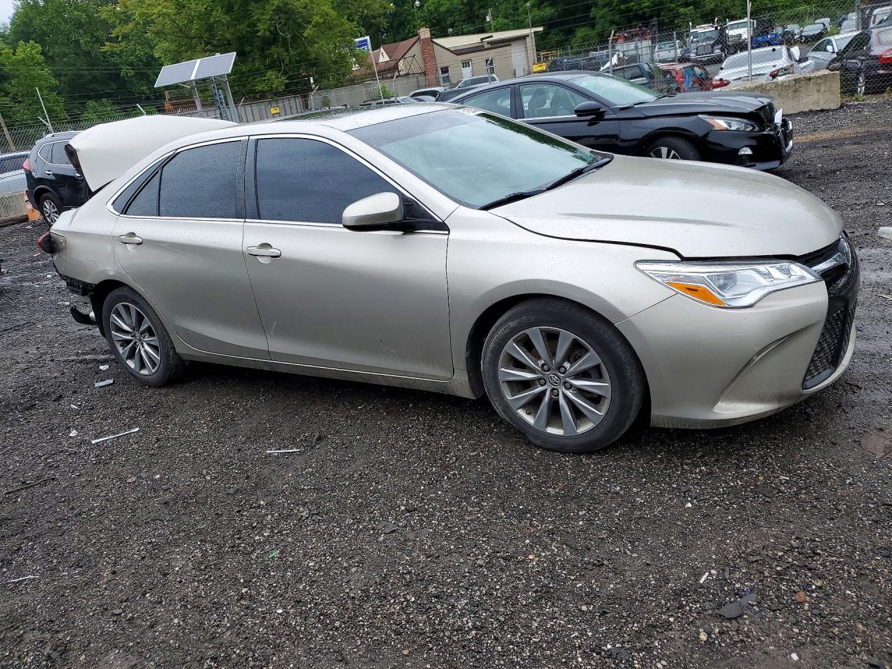 2016 TOYOTA CAMRY XLE V6 — снимка 4