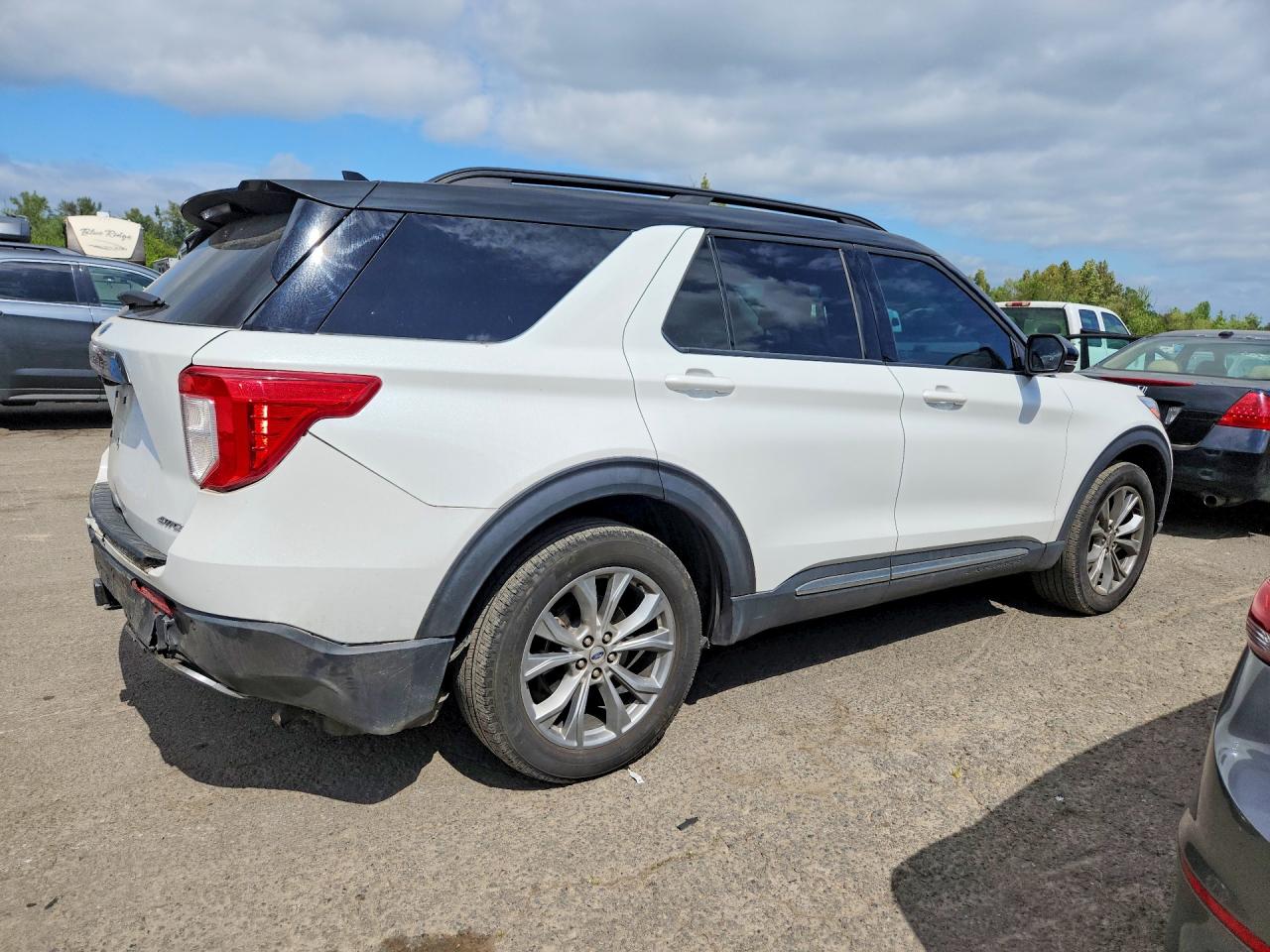 2023 FORD EXPLORER XLT — снимка 3
