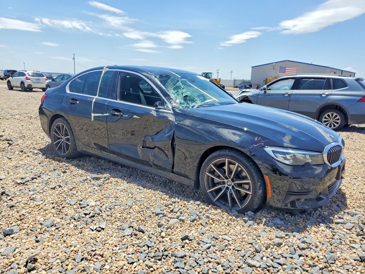 2020 BMW 330I — снимка 4