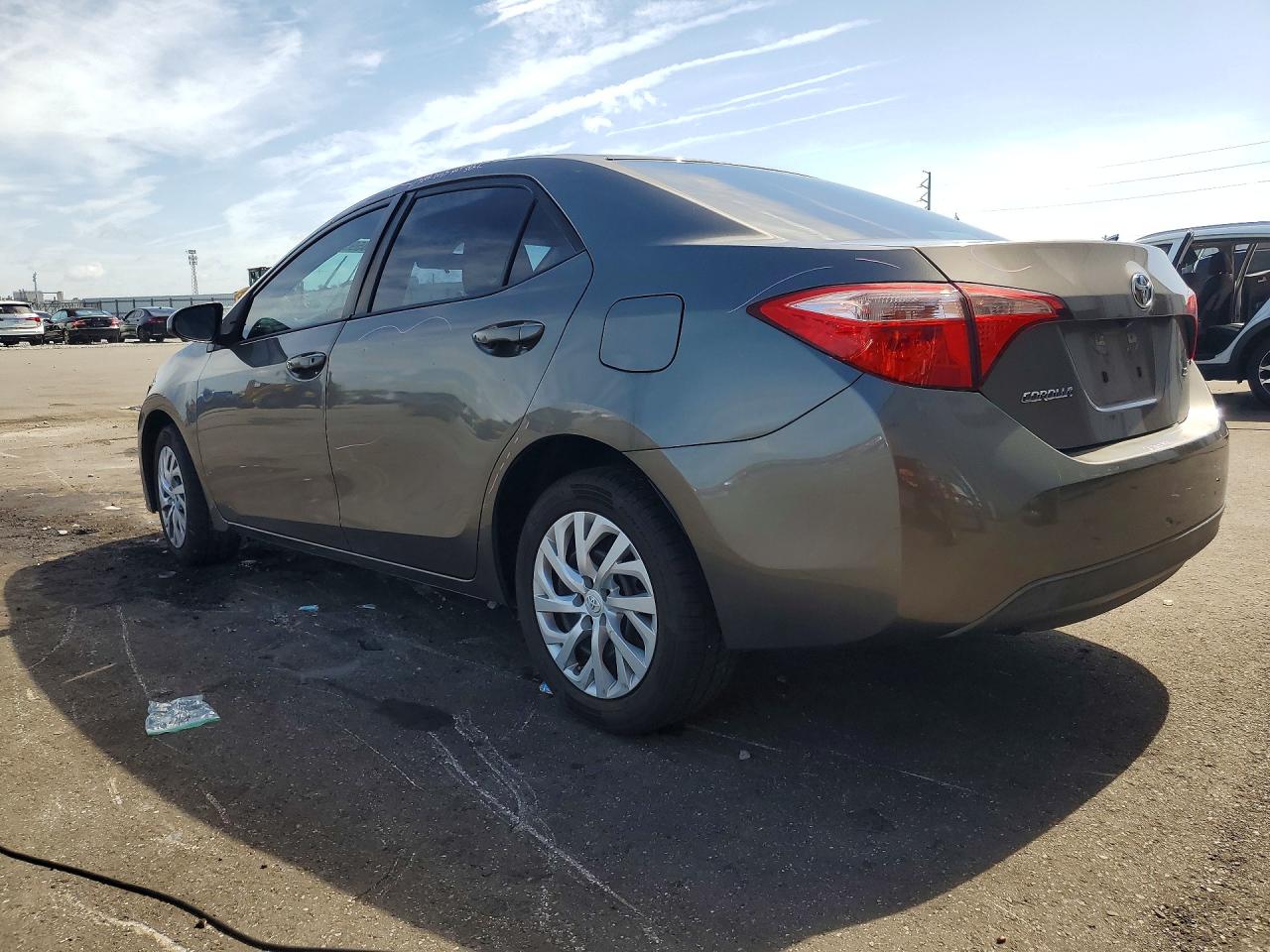 2017 TOYOTA COROLLA LE — снимка 2