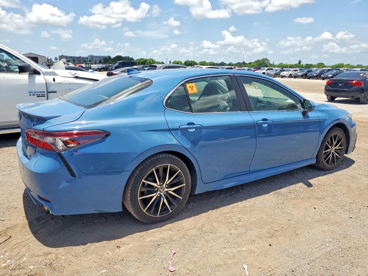 2023 TOYOTA CAMRY SE — снимка 3