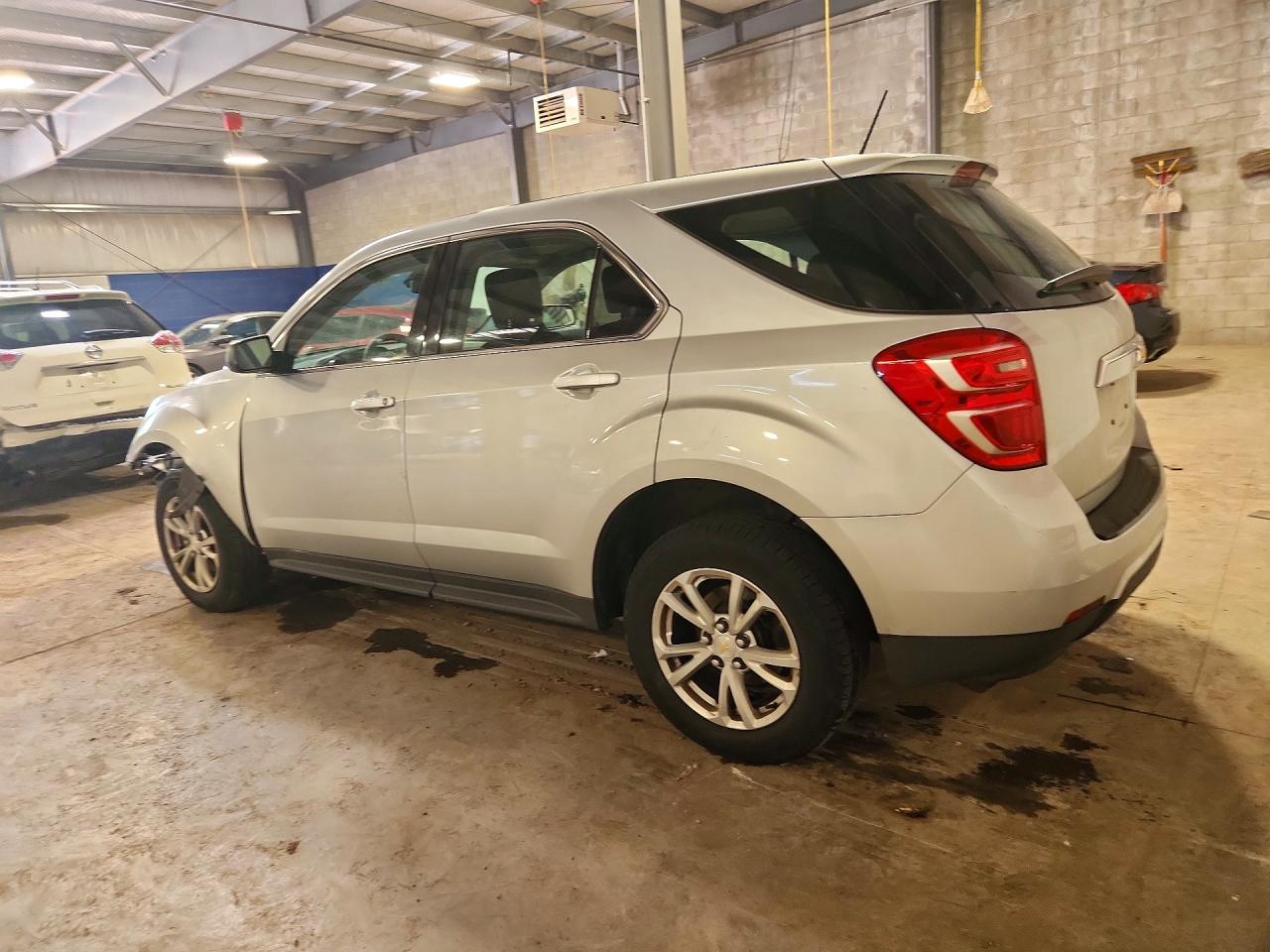 2017 CHEVROLET EQUINOX LS — снимка 2