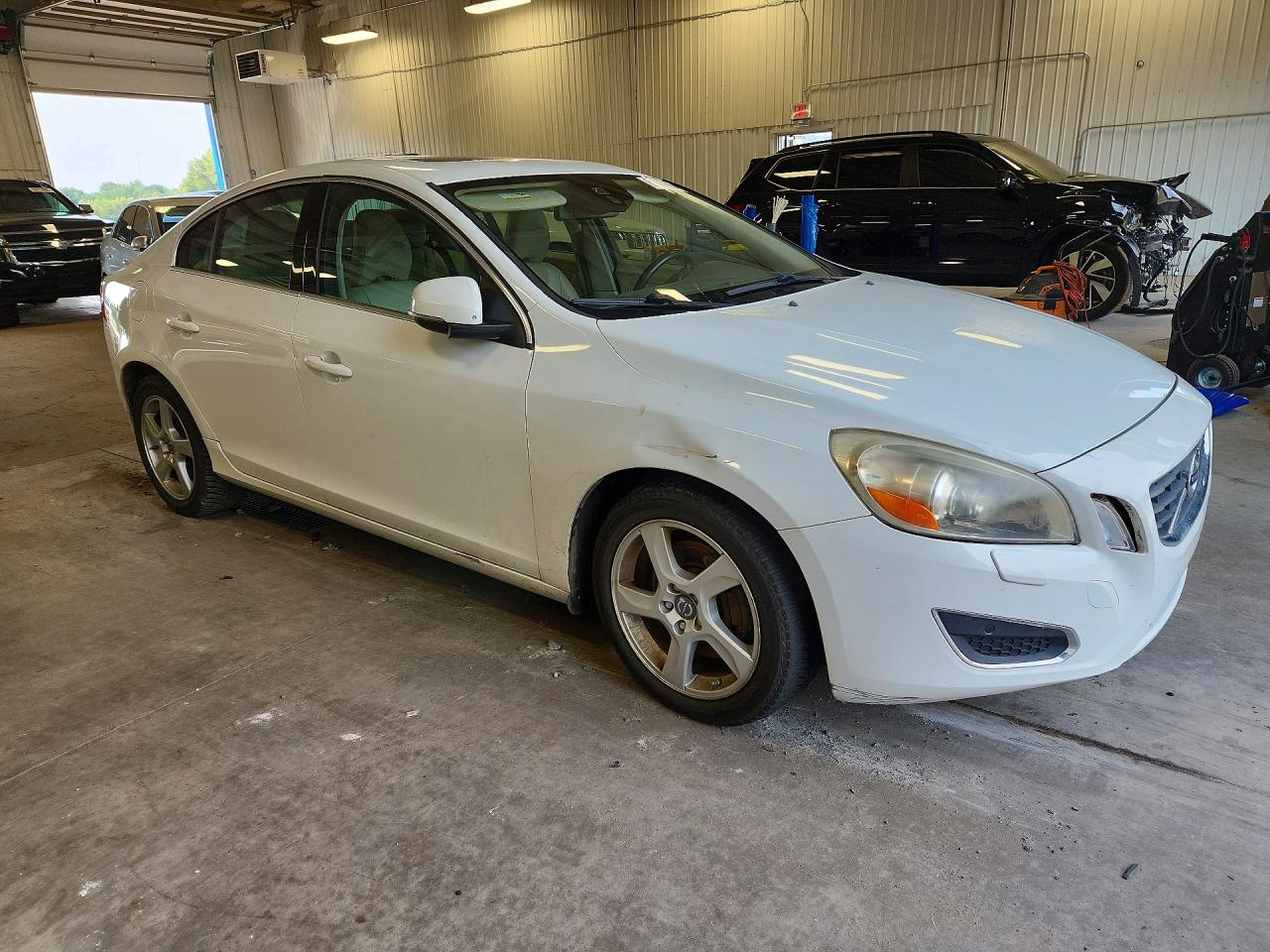 2013 VOLVO S60 T5 — снимка 4