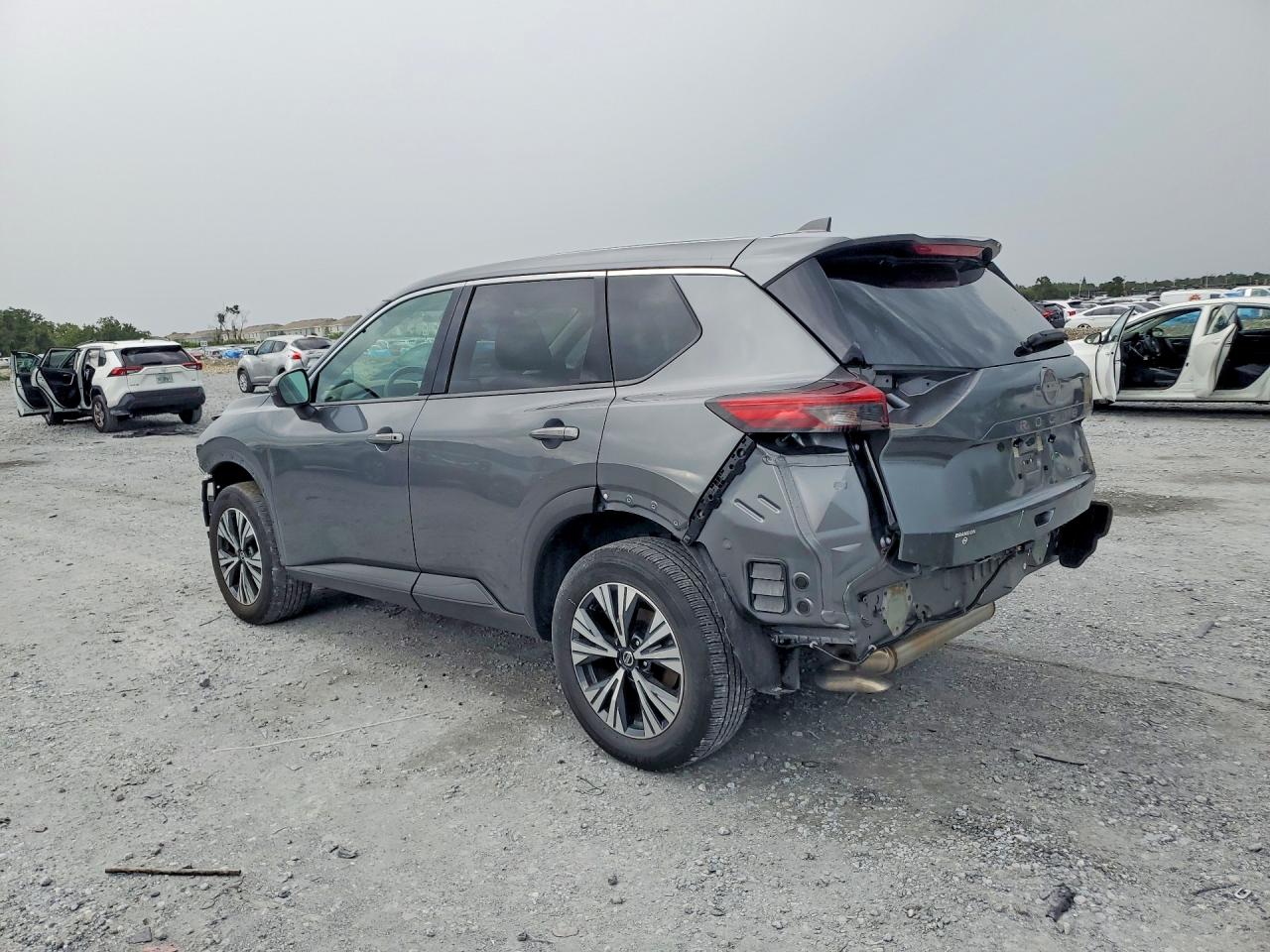 2021 NISSAN ROGUE SV — снимка 2