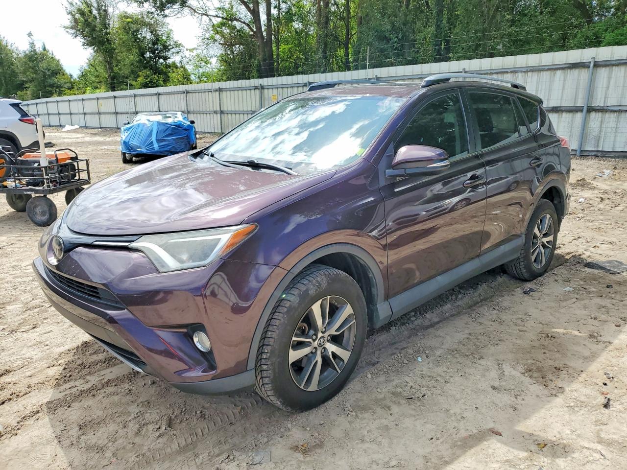 2017 TOYOTA RAV4 XLE