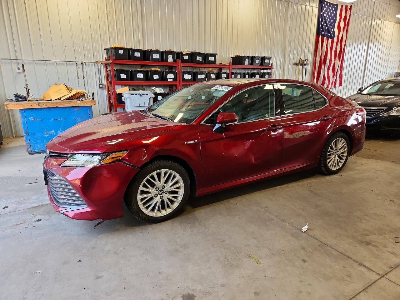 2018 TOYOTA CAMRY HYBRID XLE