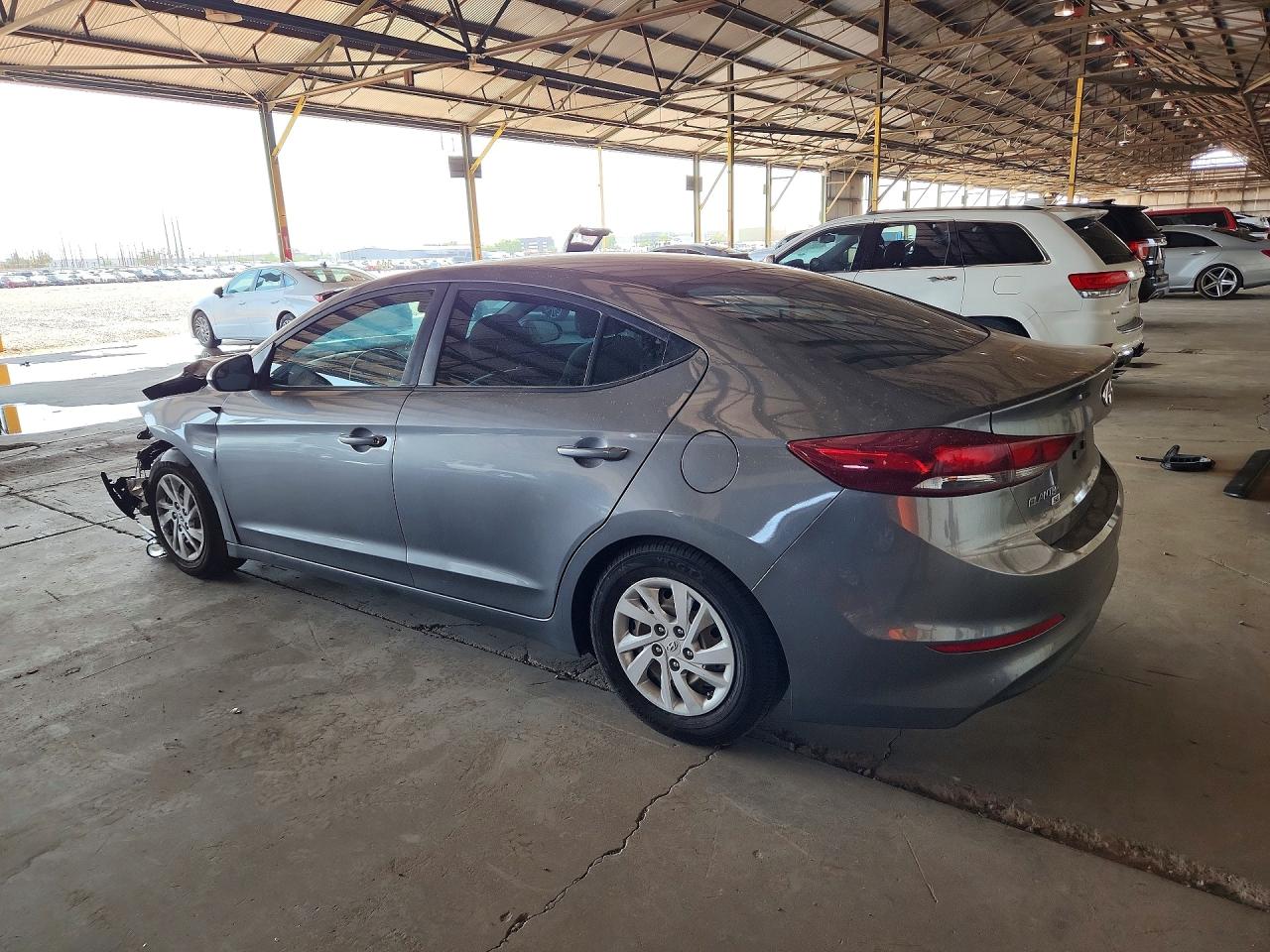 2018 HYUNDAI ELANTRA SE — снимка 2