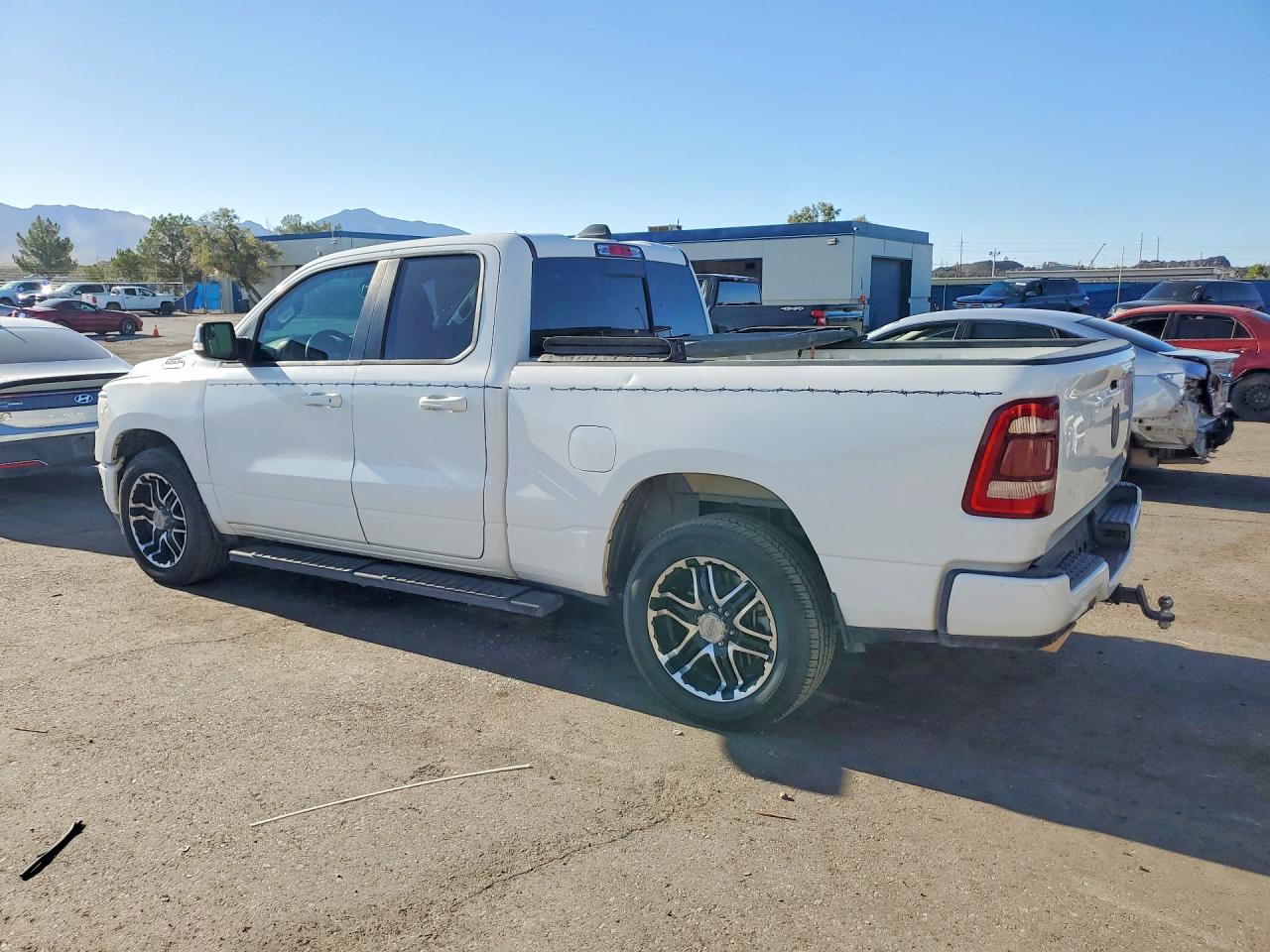 2019 RAM 1500 BIG HORN/LONE STAR — снимка 2