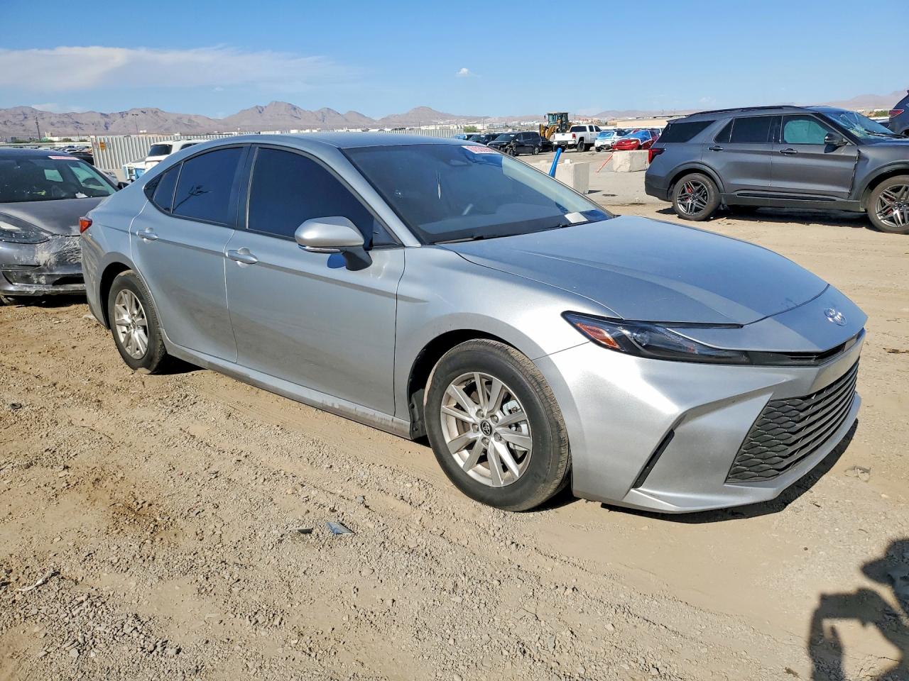 2026 TOYOTA CAMRY LE — снимка 4