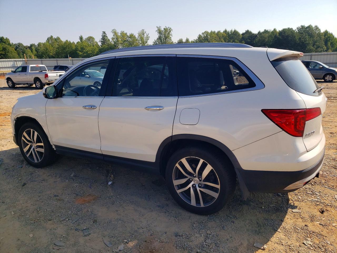 2016 HONDA PILOT TOURING — снимка 2