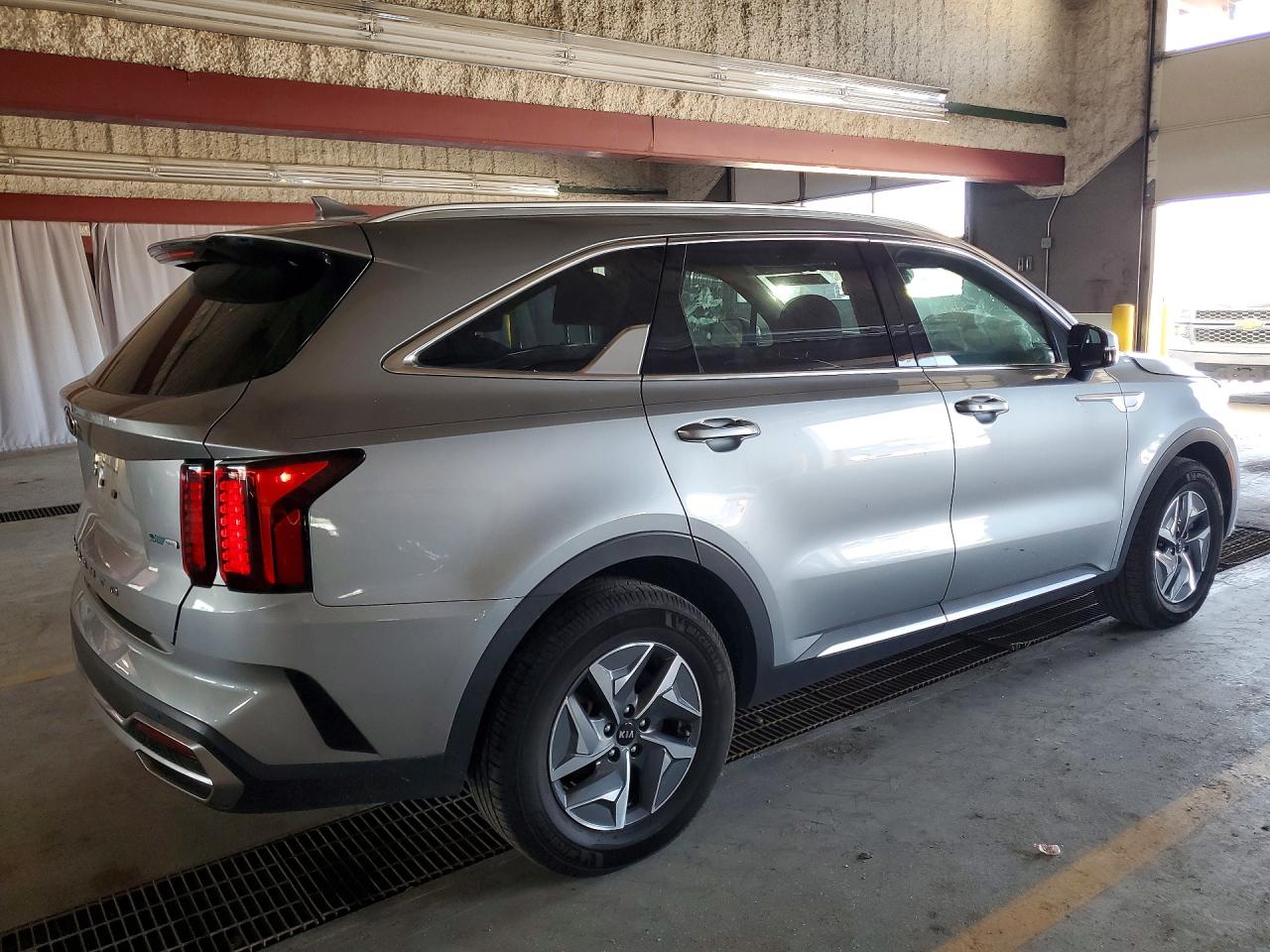 2021 KIA SORENTO S — снимка 3