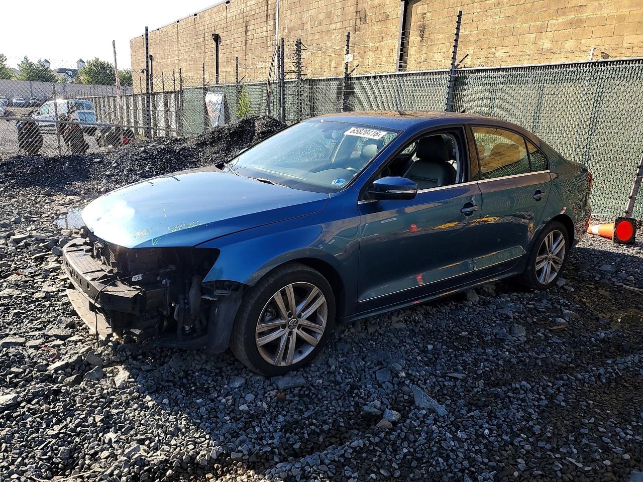 2017 VOLKSWAGEN JETTA SEL