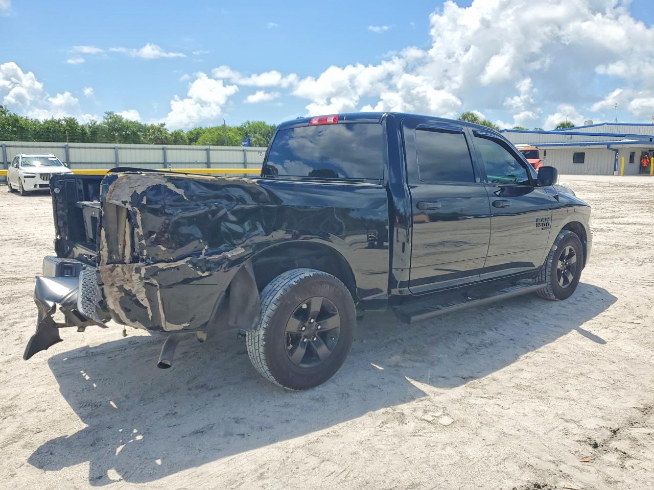 2023 RAM 1500 CLASSIC TRADESMAN — снимка 3