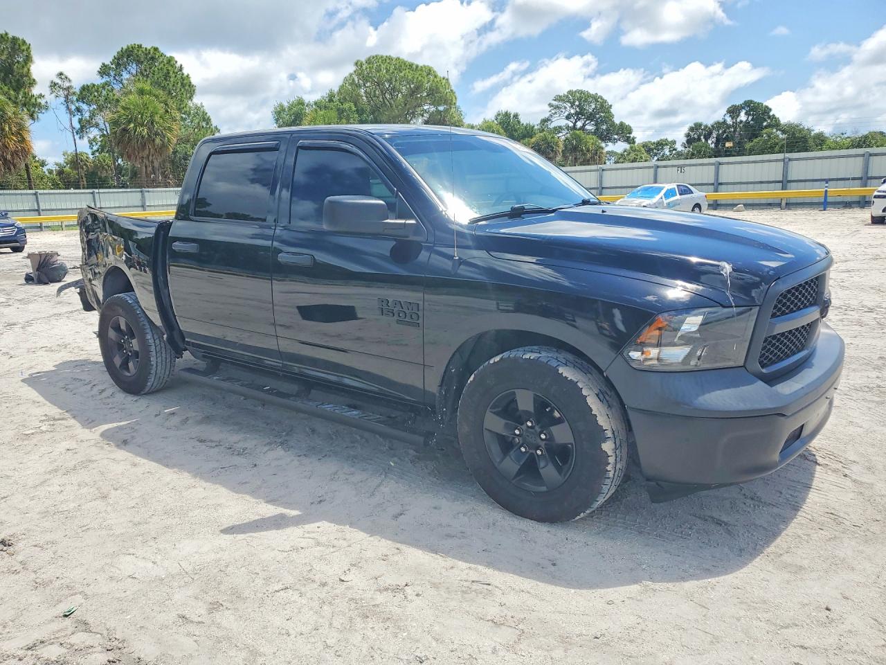 2023 RAM 1500 CLASSIC TRADESMAN — снимка 4