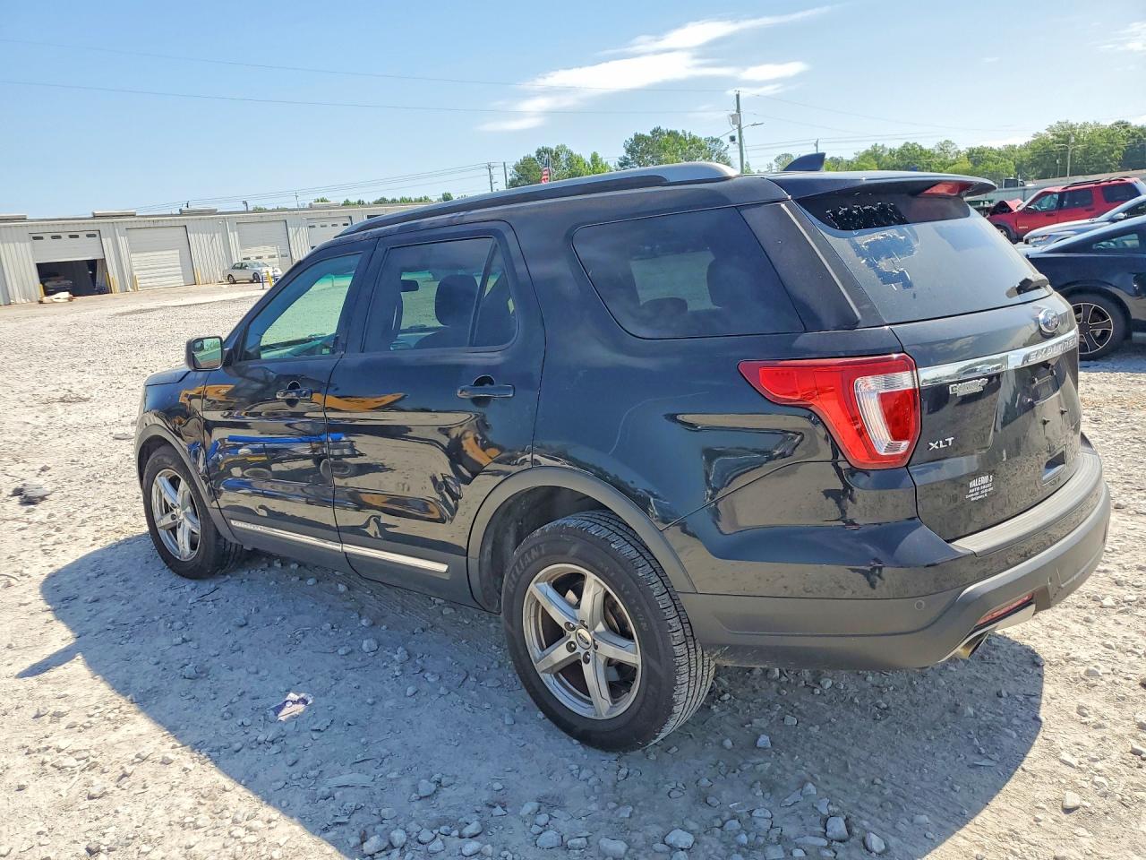 2018 FORD EXPLORER XLT — снимка 2