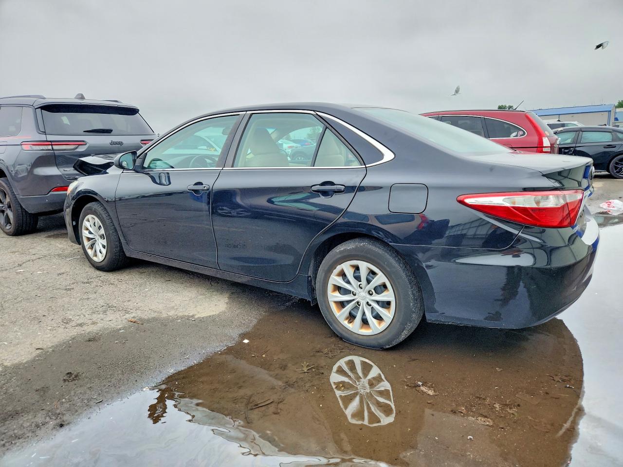 2016 TOYOTA CAMRY LE — снимка 2