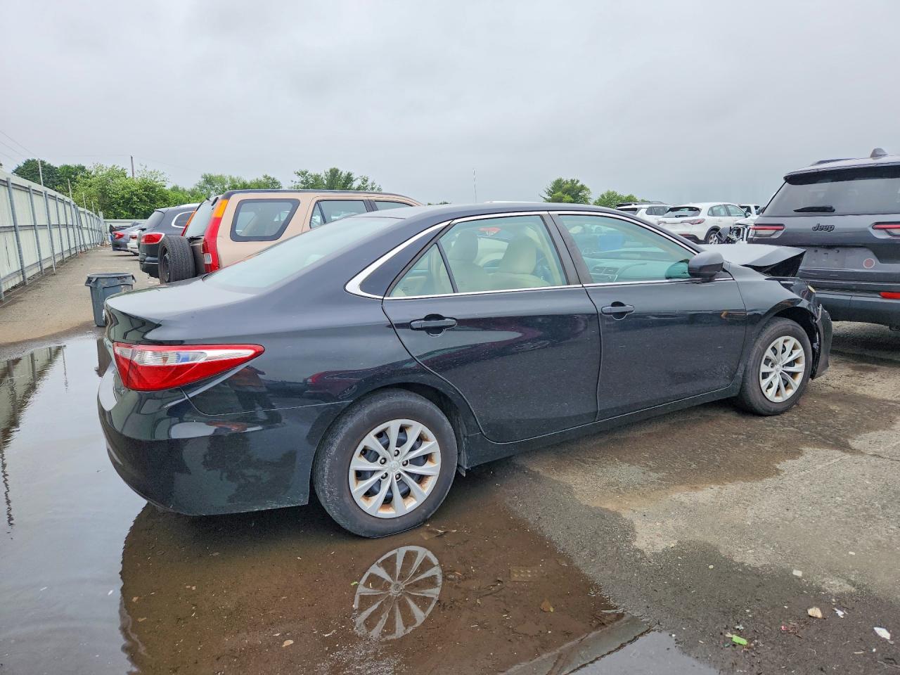 2016 TOYOTA CAMRY LE — снимка 3