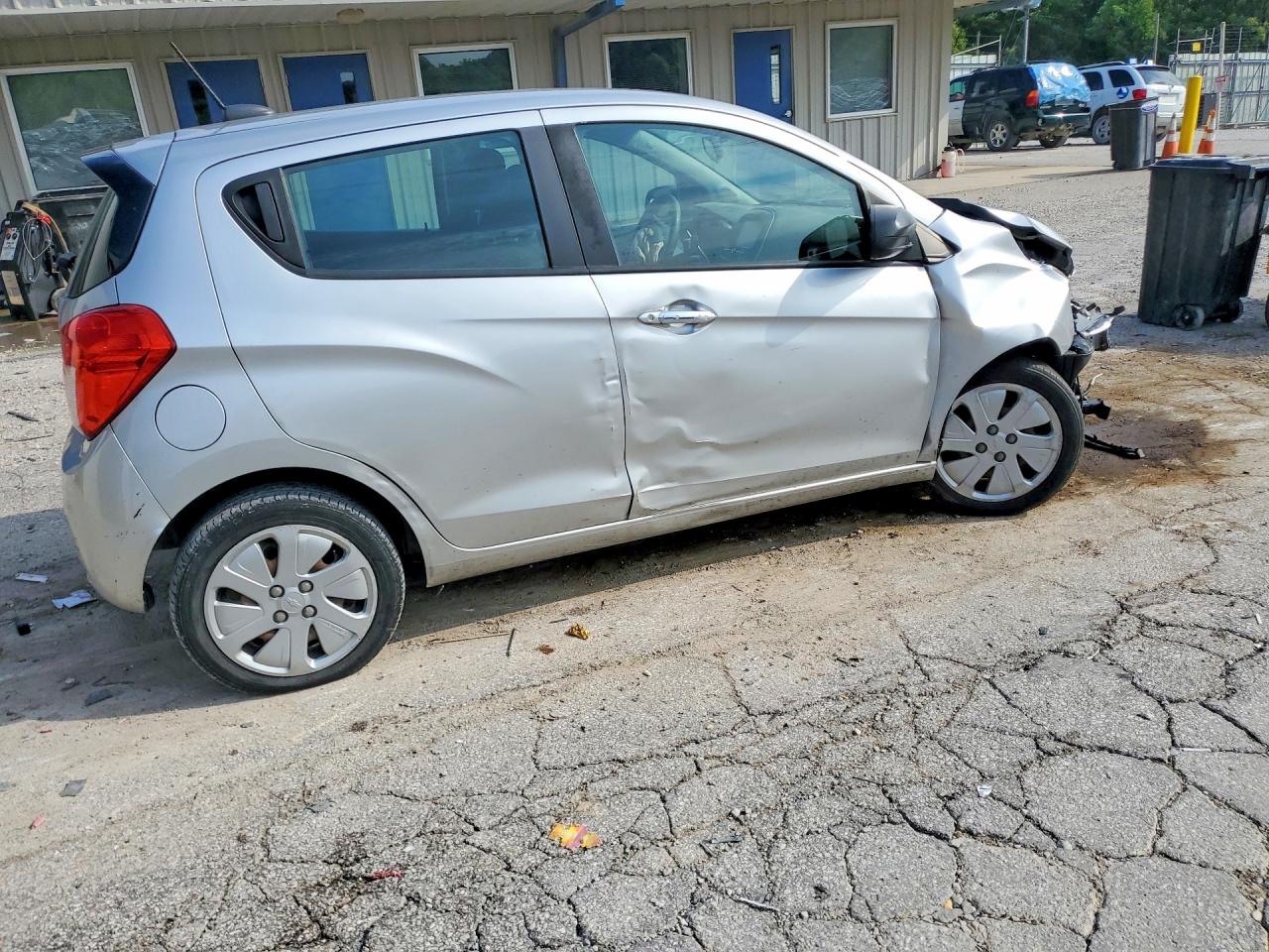 2018 CHEVROLET SPARK LS — снимка 3