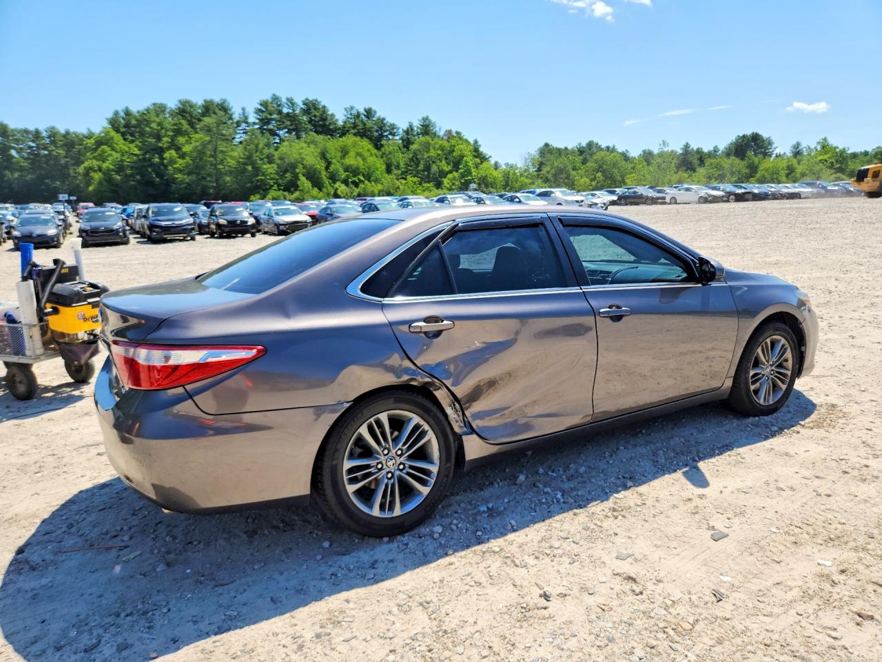 2017 TOYOTA CAMRY SE — снимка 3