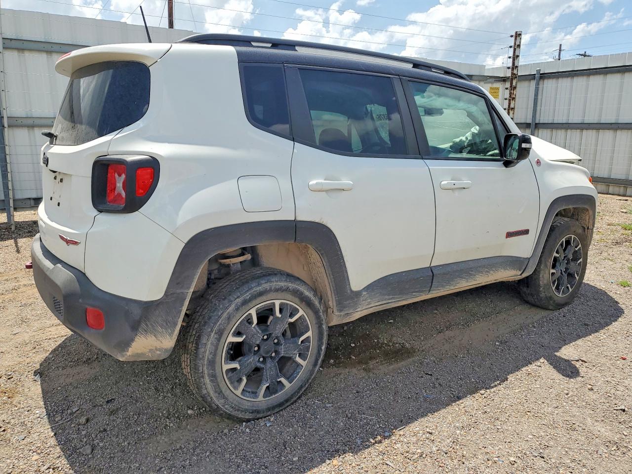 2023 JEEP RENEGADE TRAILHAWK — снимка 3