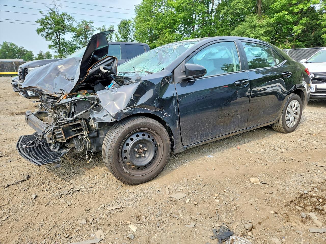 2017 TOYOTA COROLLA LE