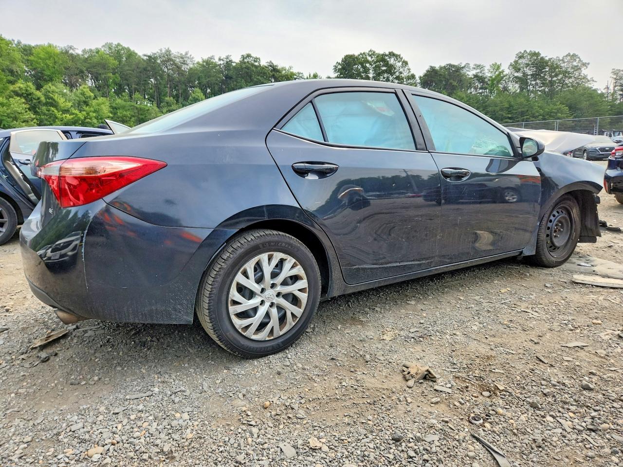 2017 TOYOTA COROLLA LE — снимка 3
