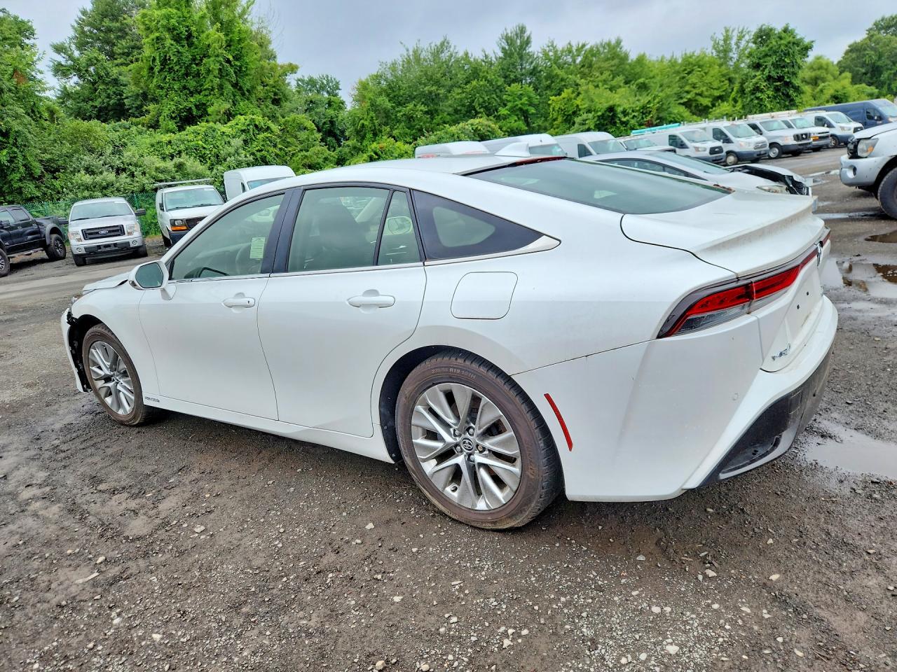 2021 TOYOTA MIRAI XLE — снимка 2