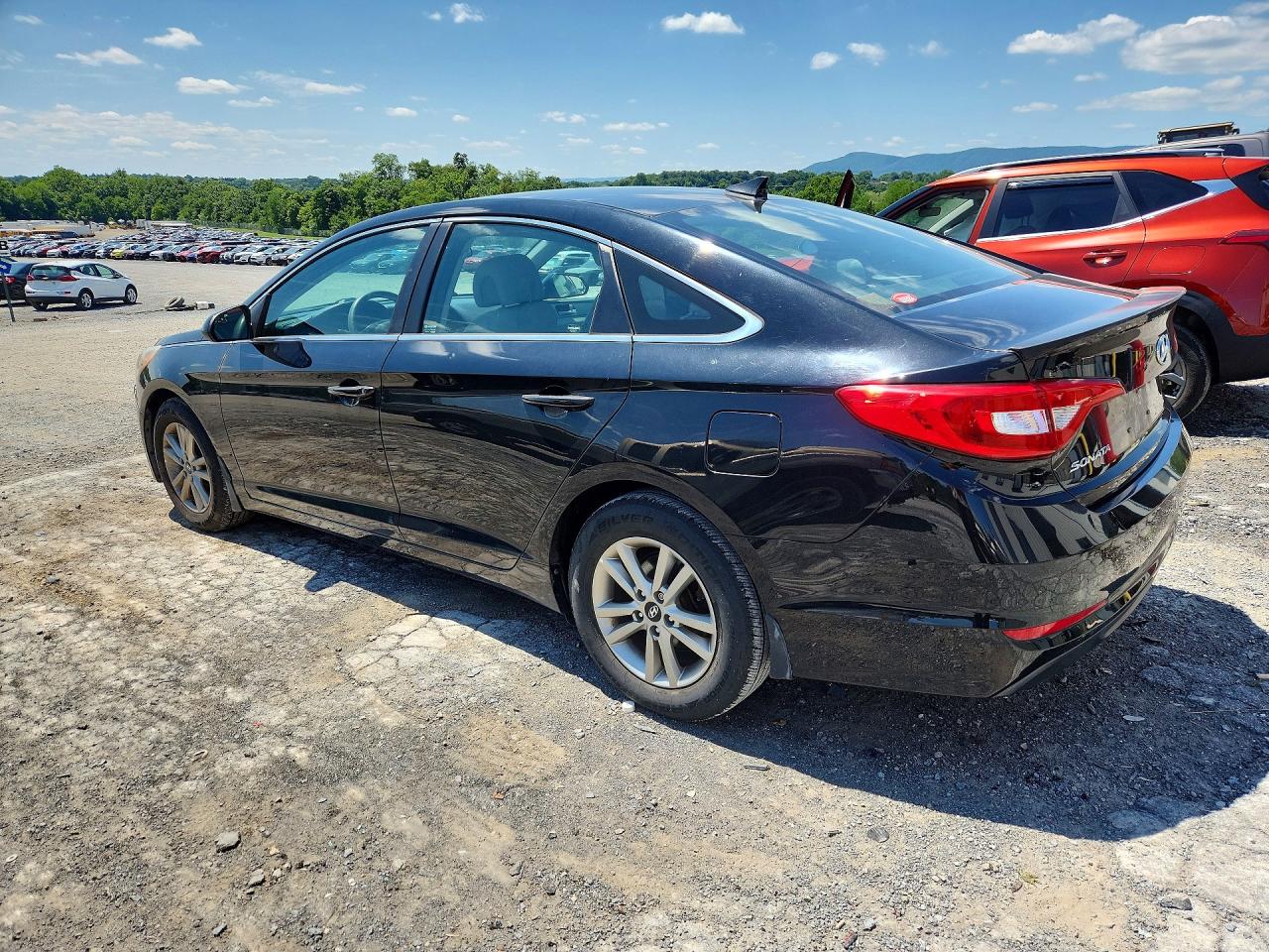 2015 HYUNDAI SONATA SE — снимка 2