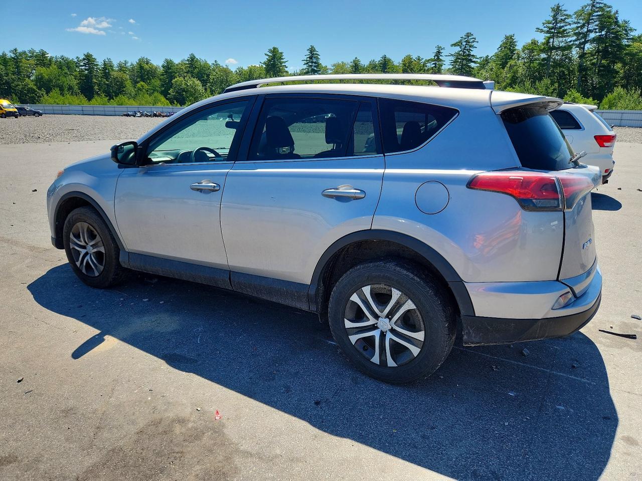 2016 TOYOTA RAV4 LE — снимка 2