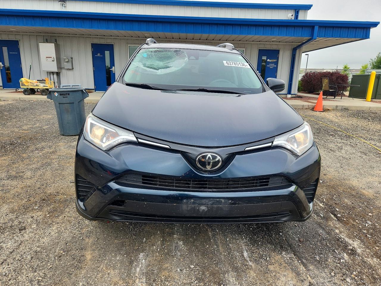 2018 TOYOTA RAV4 LE — снимка 5