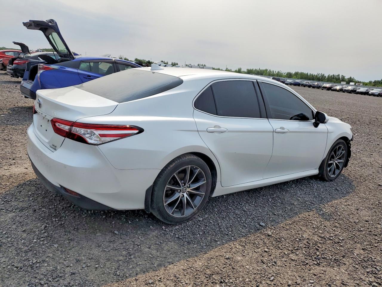 2018 TOYOTA CAMRY HYBRID XLE — снимка 3