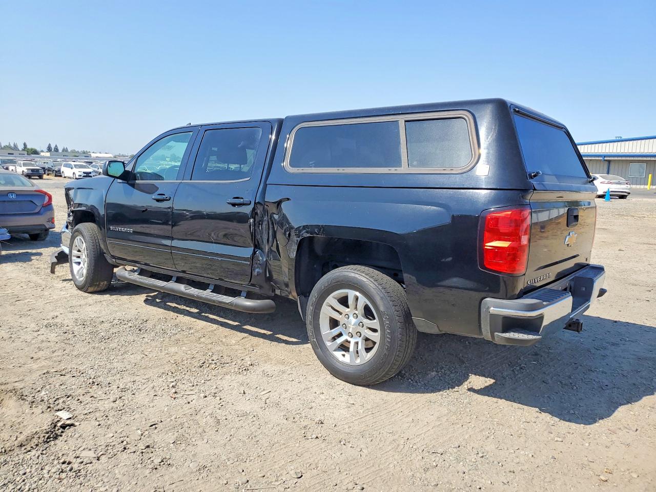 2017 CHEVROLET SILVERADO C1500 LT — снимка 2