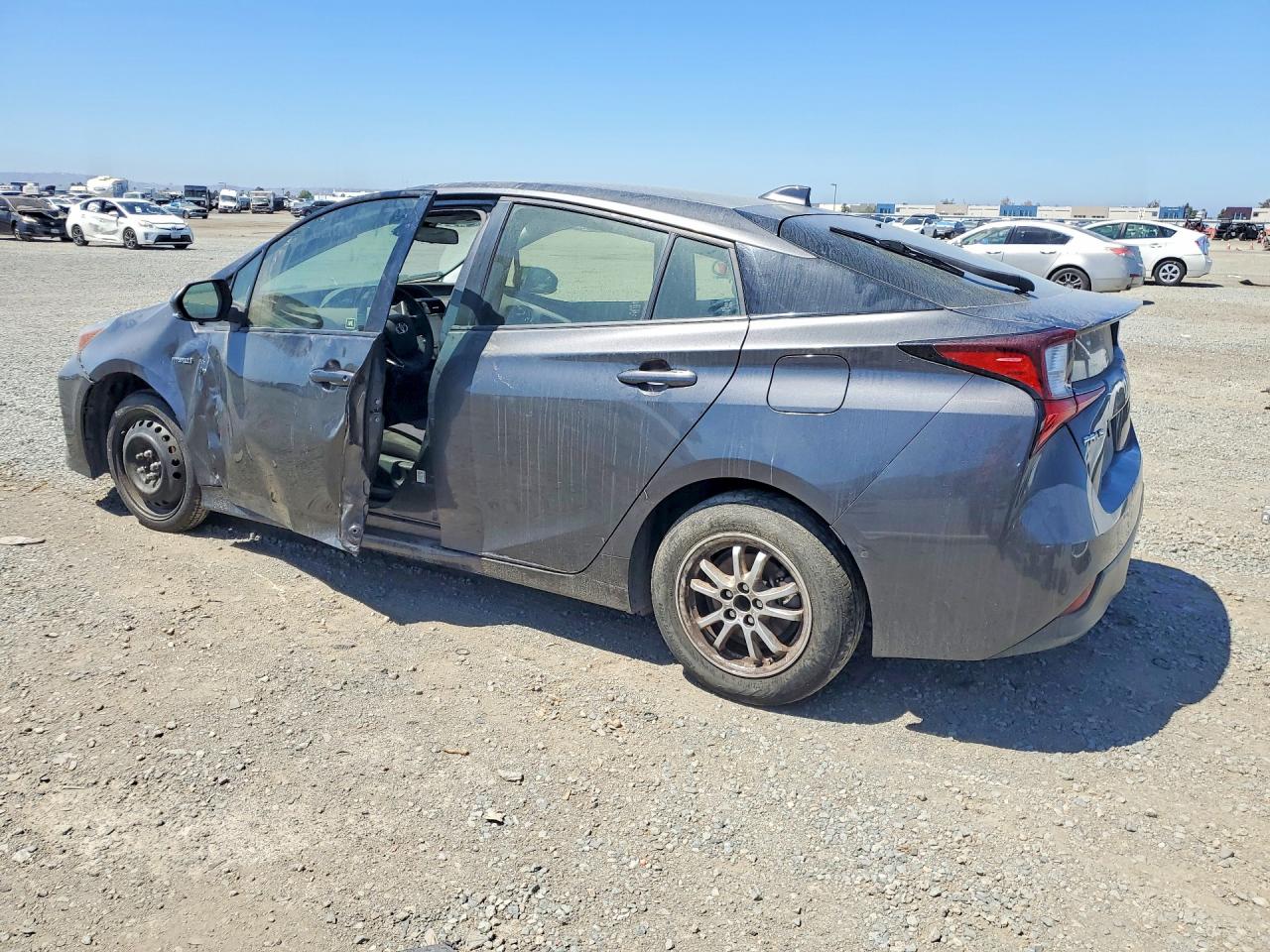 2021 TOYOTA PRIUS LE — снимка 2