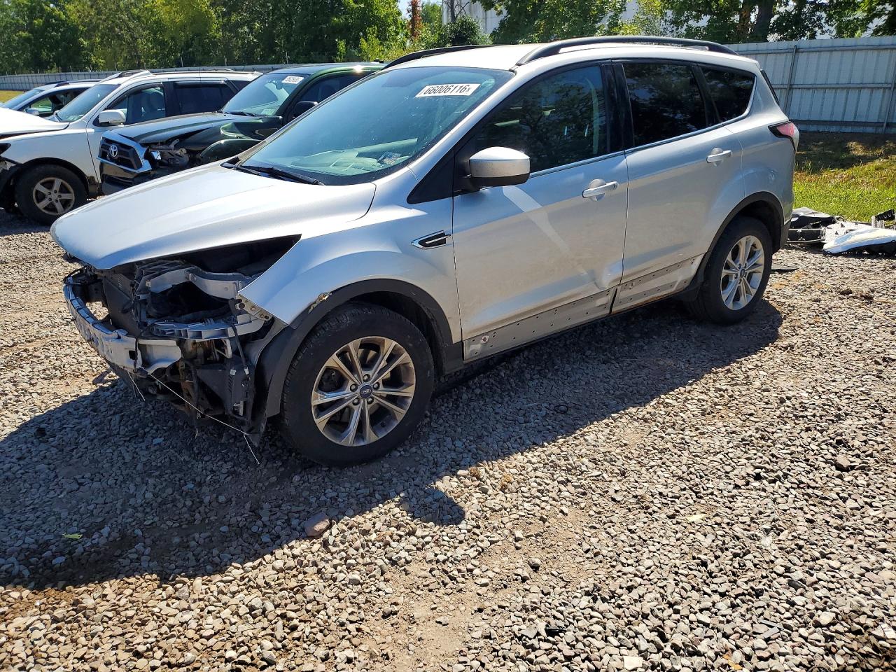 2018 FORD ESCAPE SE