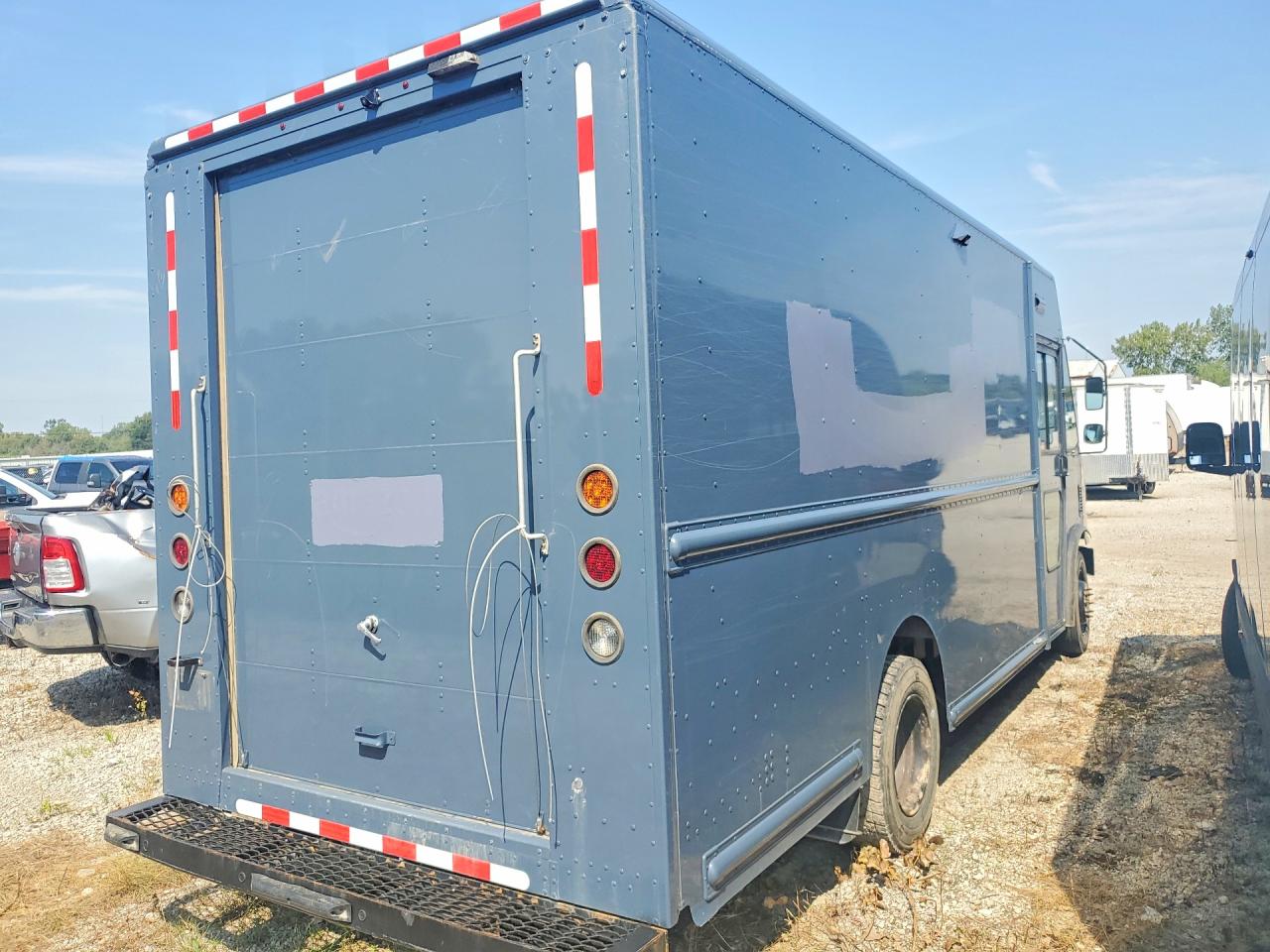 2021 FORD F59 — снимка 3