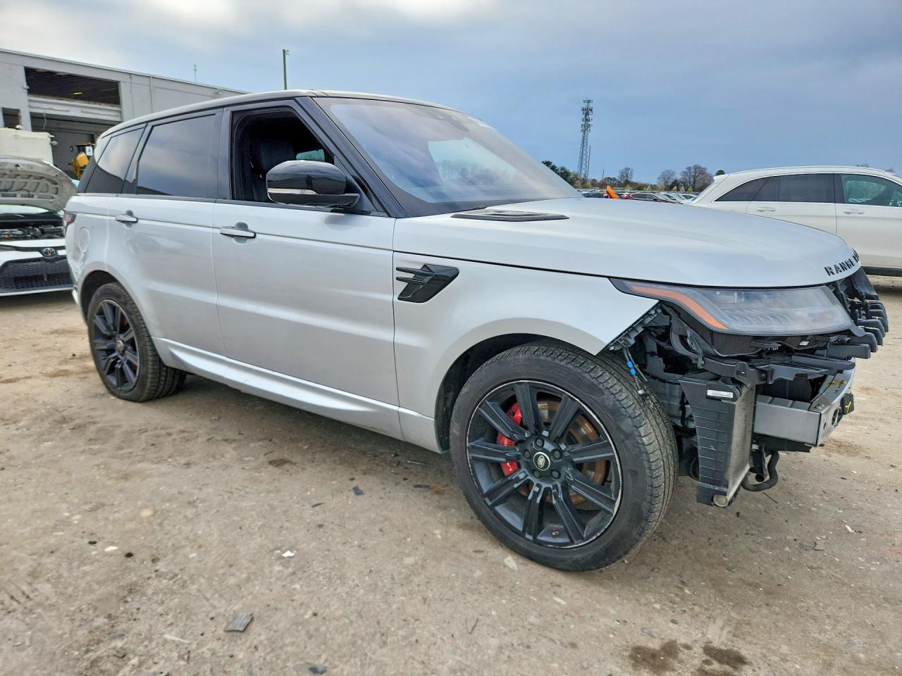 2019 LAND ROVER RANGE ROVER SPORT HST — снимка 4