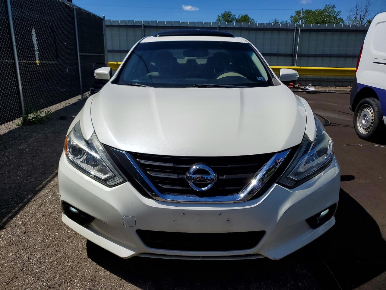 2017 NISSAN ALTIMA 2.5 SV — снимка 5