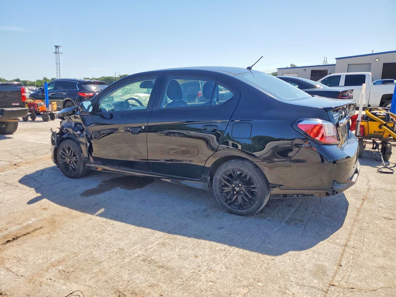 2024 MITSUBISHI MIRAGE G4 ES — снимка 2