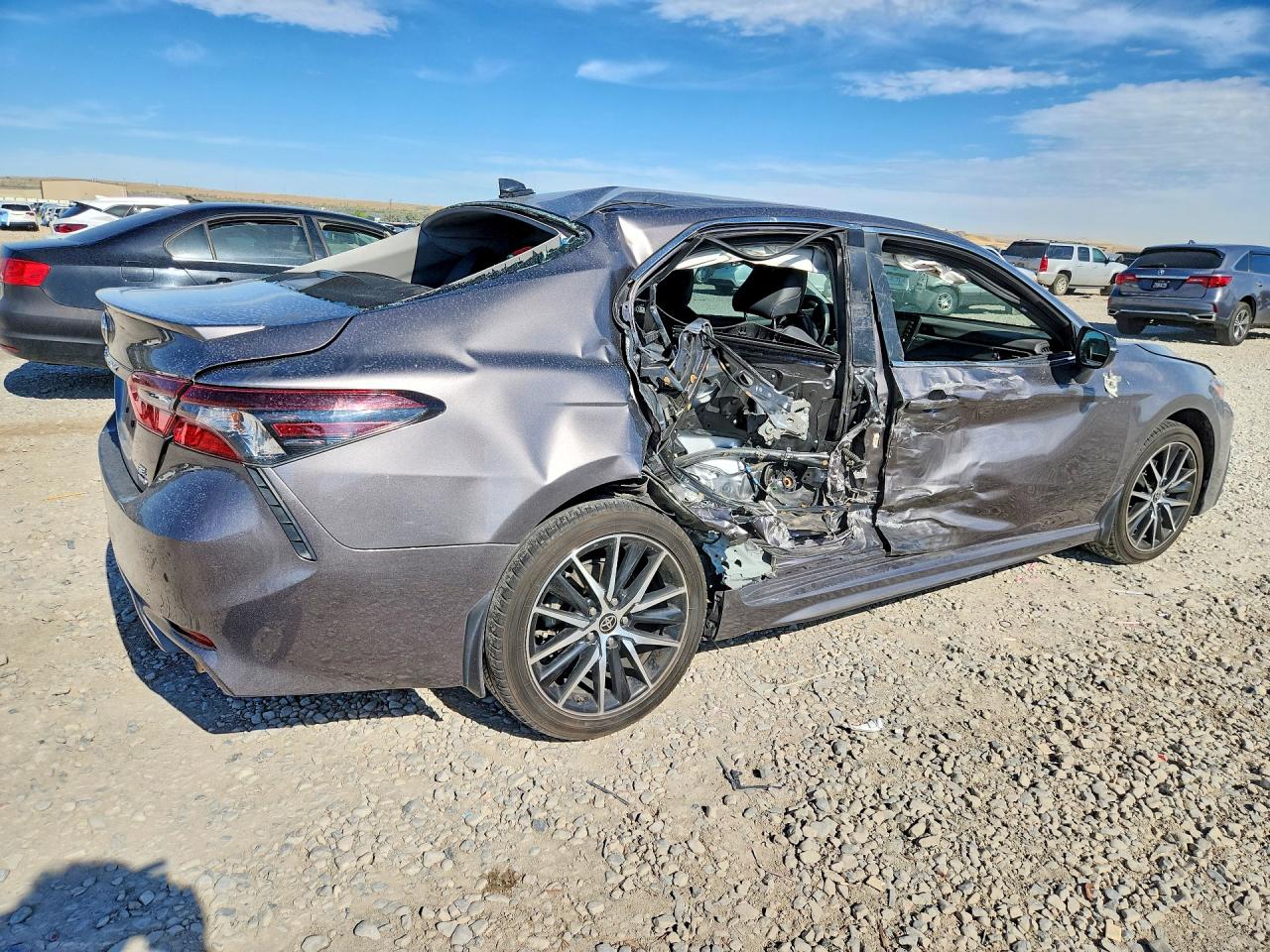 2022 TOYOTA CAMRY SE — снимка 3