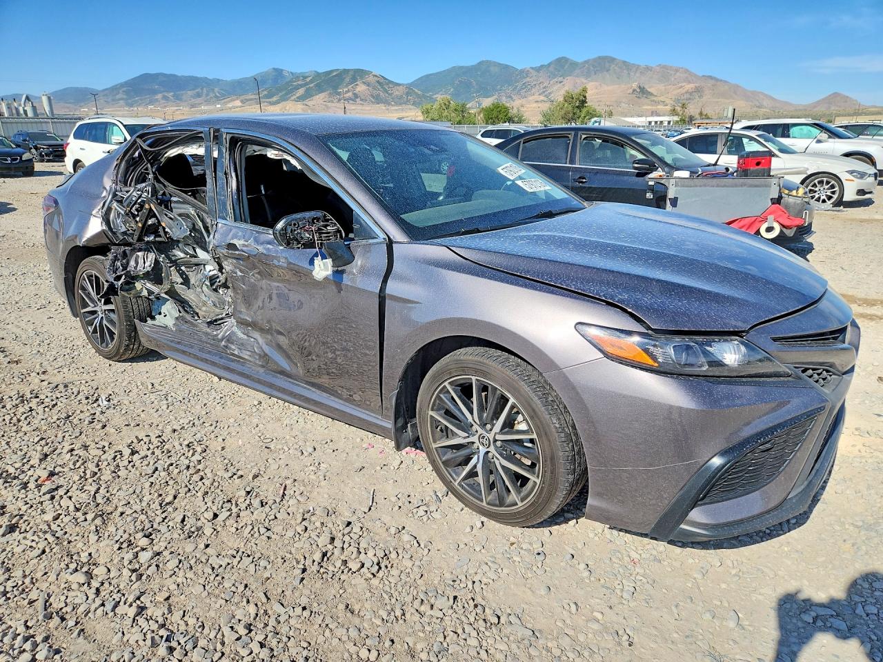 2022 TOYOTA CAMRY SE — снимка 4