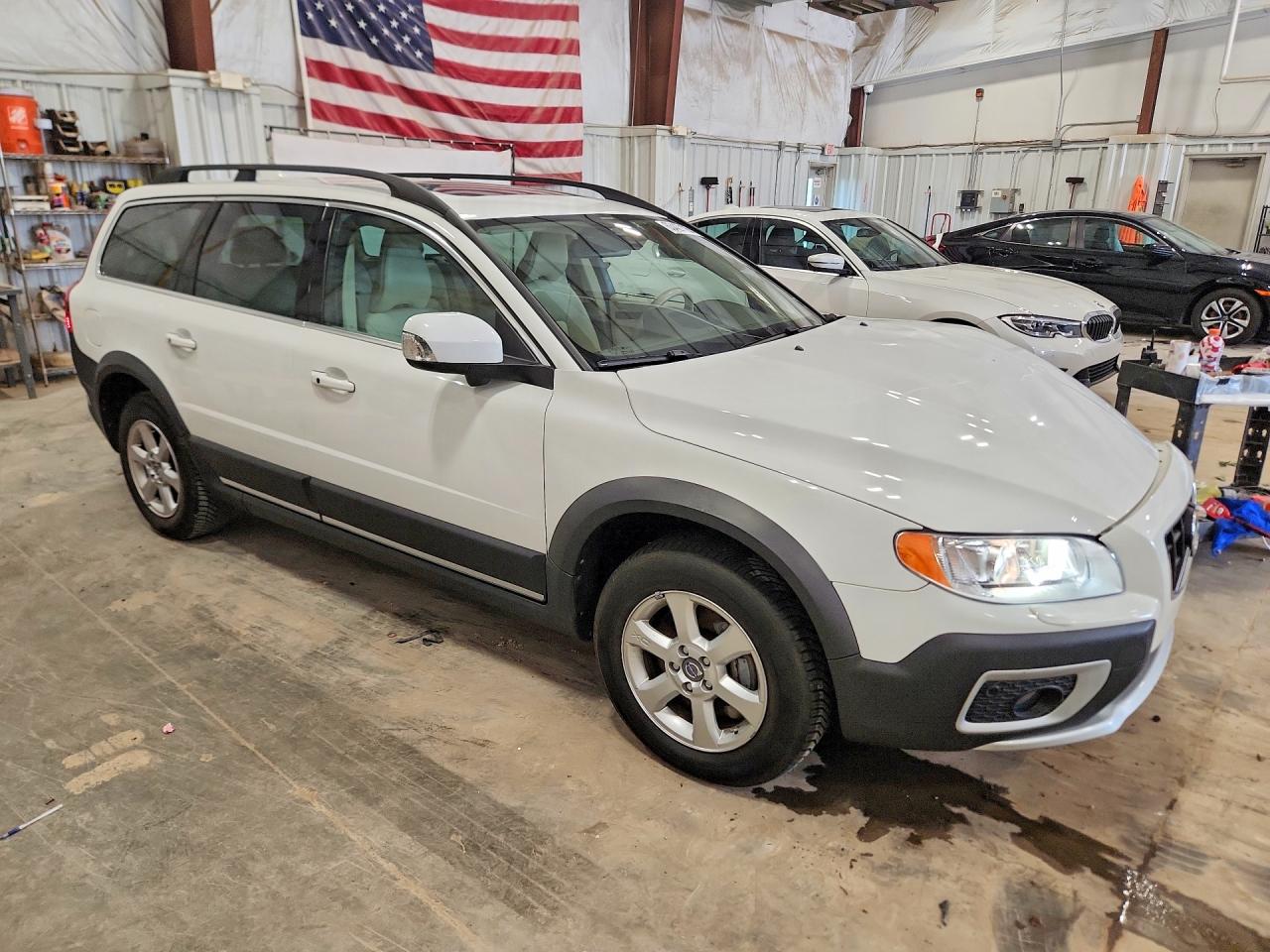 2013 VOLVO XC70 3.2 — снимка 4