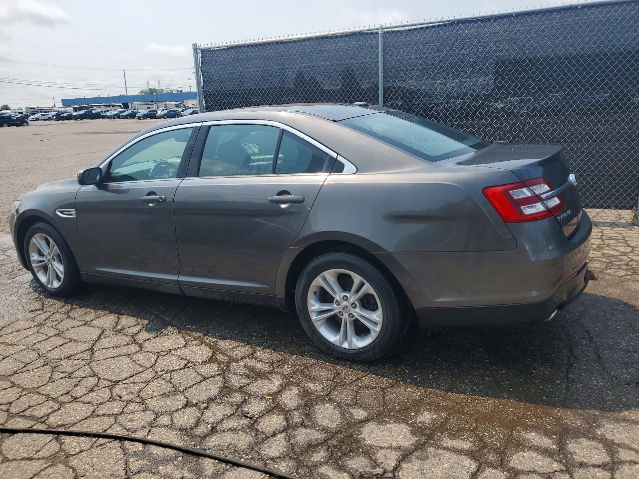 2015 FORD TAURUS SEL — снимка 2