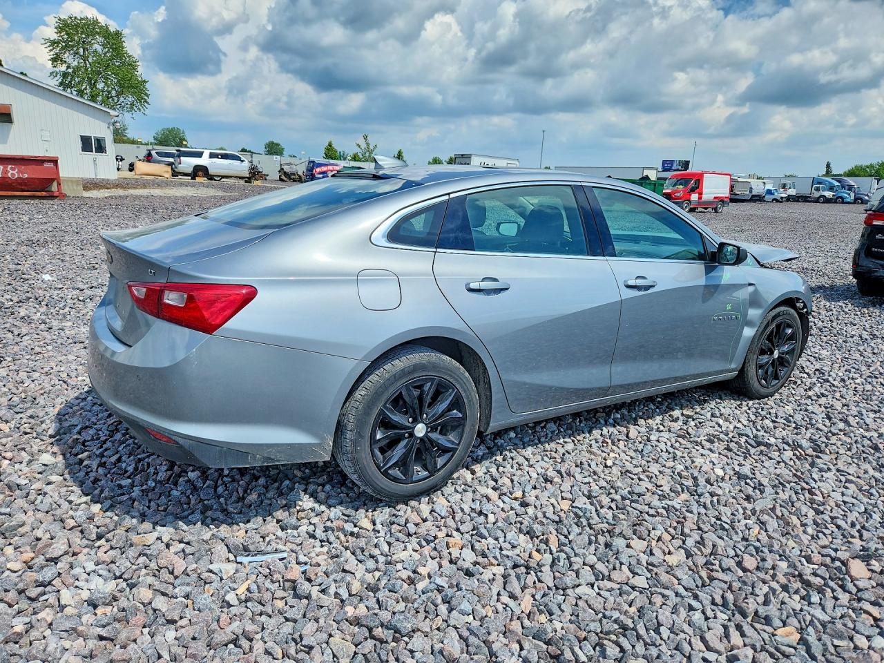 2024 CHEVROLET MALIBU LT — снимка 3